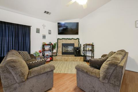 30675 Kit Fox Ct, Visalia, CA 93291 photo 9