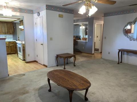 1945 E Kern Ave, Tulare, CA 93274 photo 15