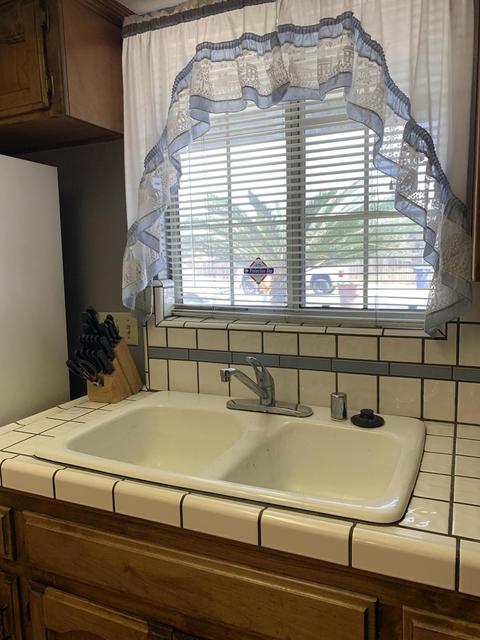 1945 E Kern Ave, Tulare, CA 93274 photo 6