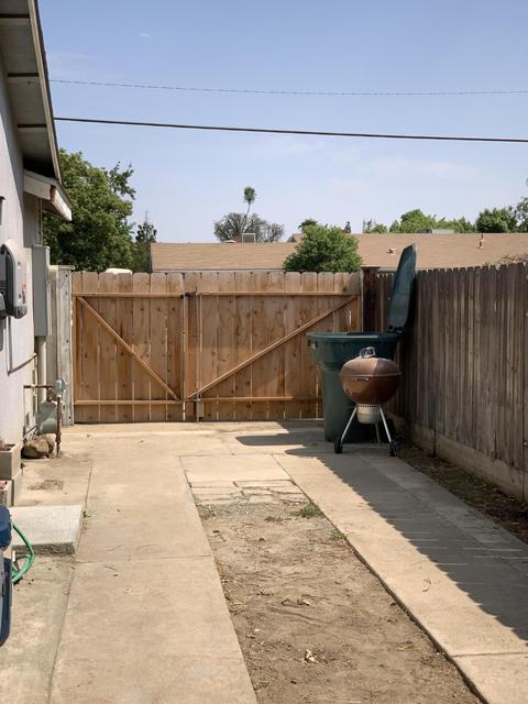 1945 E Kern Ave, Tulare, CA 93274 photo 33