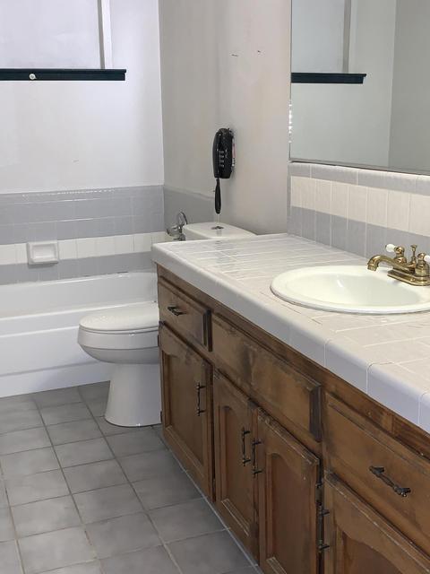 1945 E Kern Ave, Tulare, CA 93274 photo 11