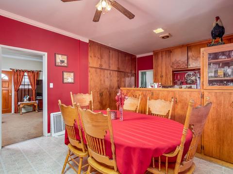 209 E Merced St, Avenal, CA 93204 photo 6