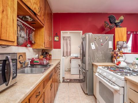 209 E Merced St, Avenal, CA 93204 photo 8