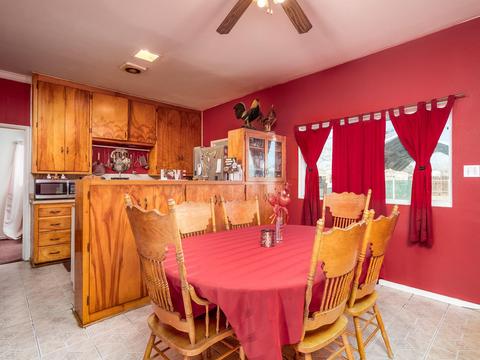 209 E Merced St, Avenal, CA 93204 photo 7