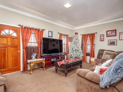 209 E Merced St, Avenal, CA 93204 photo 5
