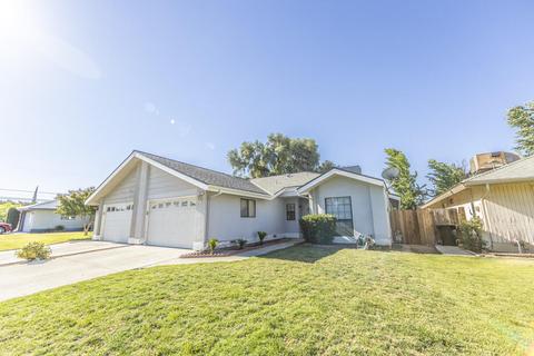 621 Vine Ct, Lemoore, CA 93245 photo 1