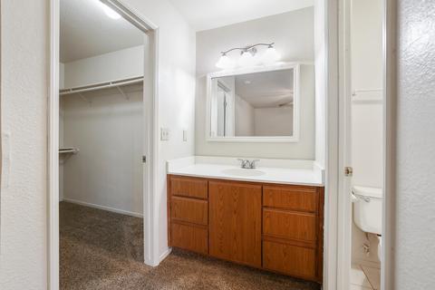 2017 E Pershing Ave, Visalia, CA 93292 photo 21