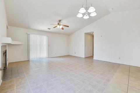 2017 E Pershing Ave, Visalia, CA 93292 photo 7
