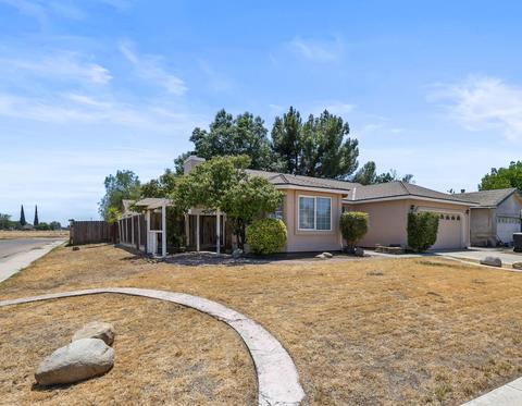 2017 E Pershing Ave, Visalia, CA 93292 photo 2