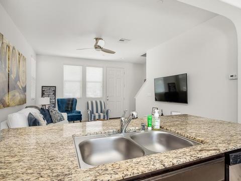1354 Royalty Way, Clovis, CA 93619 photo 11
