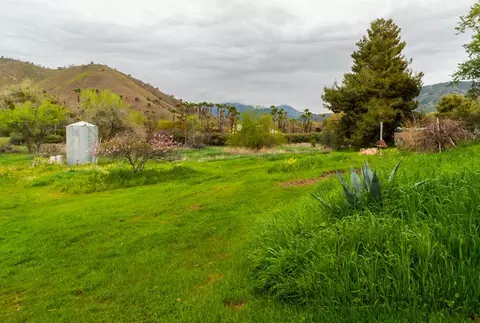 40279 Sierra Dr, Three Rivers, CA 93271 photo 7