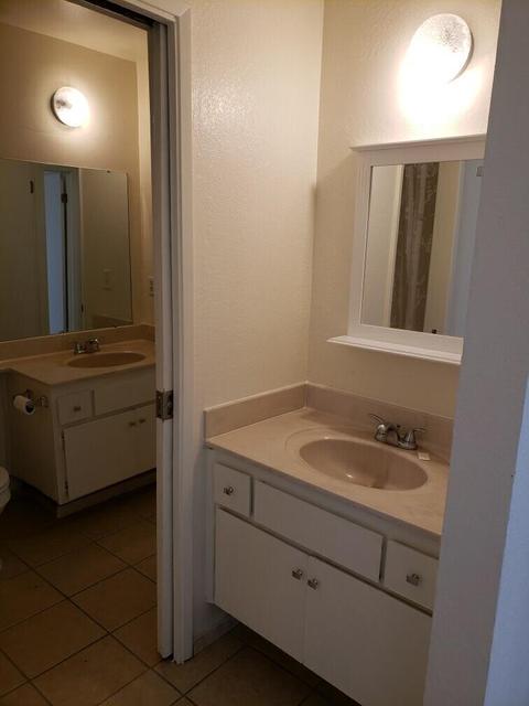 643 E Prospect Ave, Visalia, CA 93292 photo 8