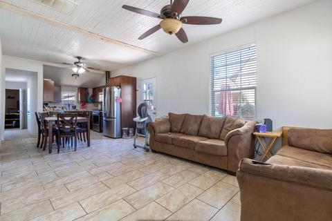 334 N A St, Tulare, CA 93274 photo 2