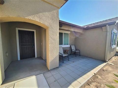 2125 E Sweet Ave, Visalia, CA 93292 photo 5