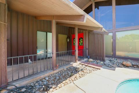 708 W Pine St, Exeter, CA 93221 photo 9