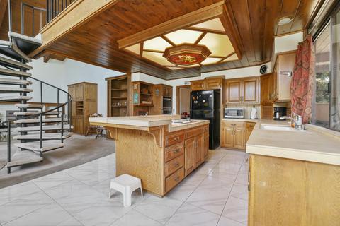 708 W Pine St, Exeter, CA 93221 photo 23
