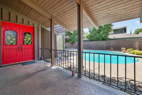 708 W Pine St, Exeter, CA 93221 photo 5