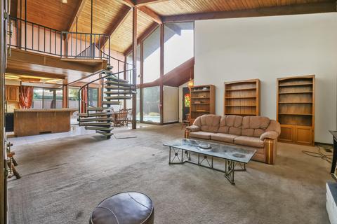708 W Pine St, Exeter, CA 93221 photo 12