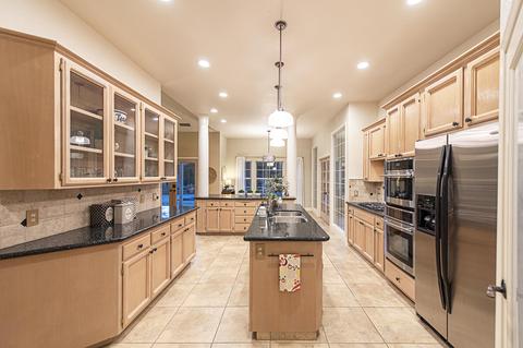 2632 E Harvard Ct, Visalia, CA 93292 photo 21