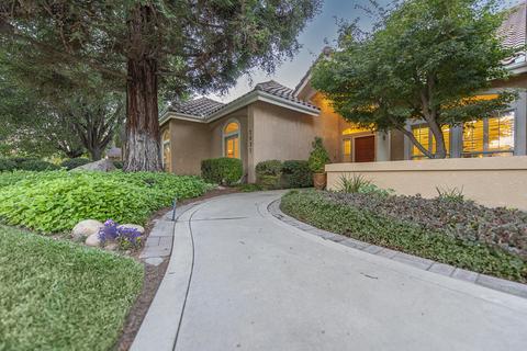 2632 E Harvard Ct, Visalia, CA 93292 photo 3