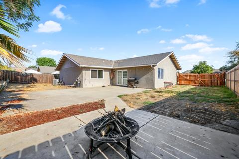 1318 Stinson Dr, Lemoore, CA 93245 photo 27