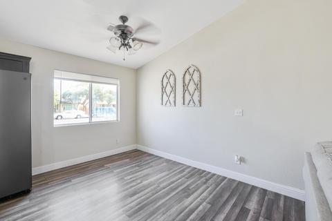 1318 Stinson Dr, Lemoore, CA 93245 photo 23