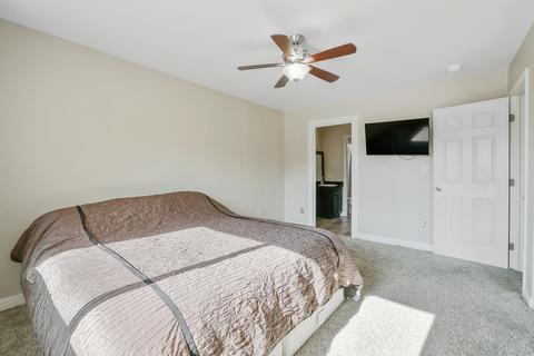1318 Stinson Dr, Lemoore, CA 93245 photo 11