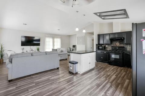 1318 Stinson Dr, Lemoore, CA 93245 photo 25