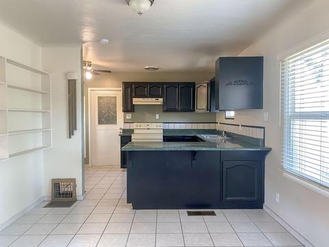 1023 E Cross Ave, Tulare, CA 93274 photo 13