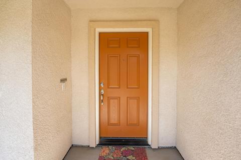 565 Alpha St, Tulare, CA 93274 photo 10