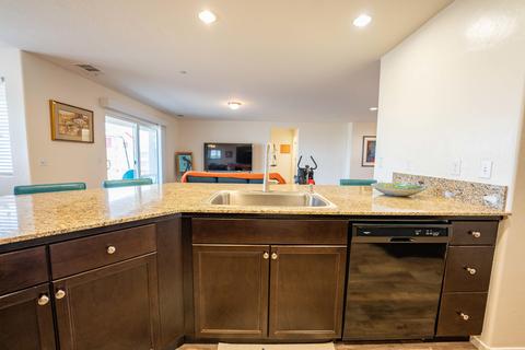 565 Alpha St, Tulare, CA 93274 photo 17