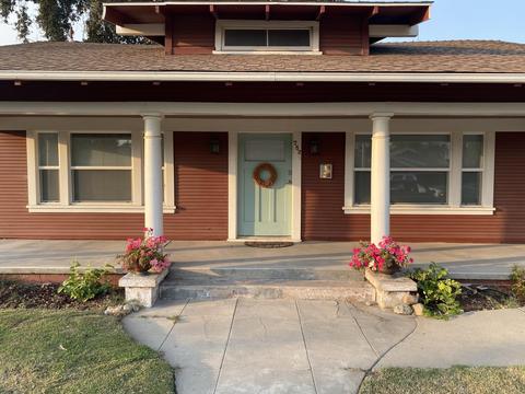 752 E San Joaquin Ave, Tulare, CA 93274 photo 1