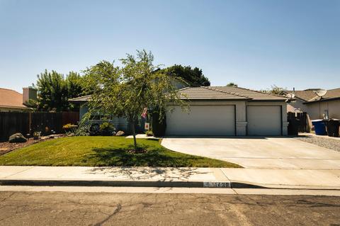 1438 Echo Ln, Hanford, CA 93230 photo 1