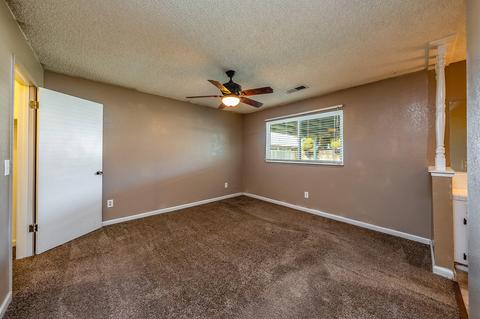 857 Tammy Ln, Lemoore, CA 93245 photo 17