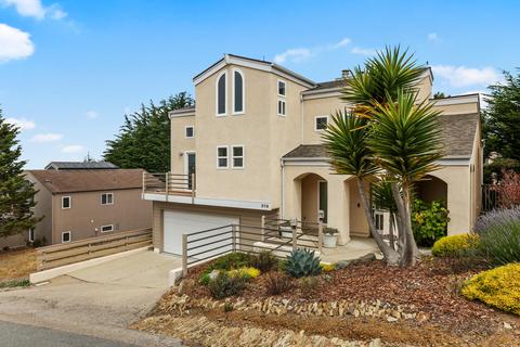 379 Lancaster St, Cambria, CA 93428 photo 3