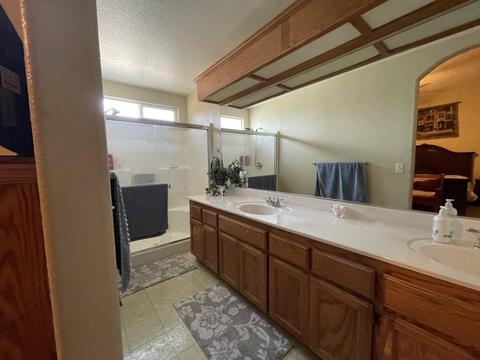 801 E Ferguson Ave, Visalia, CA 93292 photo 14