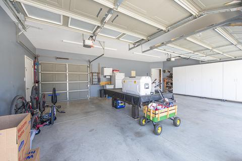 3401 E Grove Ave, Visalia, CA 93292 photo 32