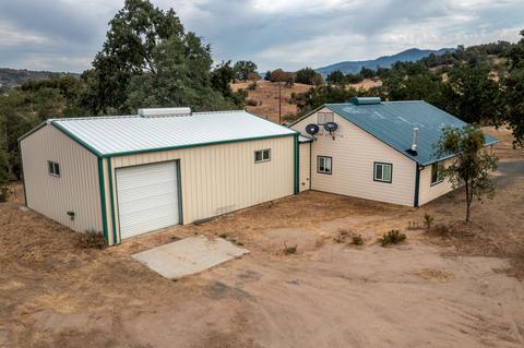 49940 Whitaker Forest Rd, Badger, CA 93603 photo 3