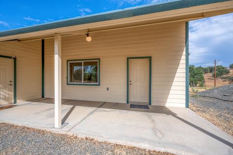 49940 Whitaker Forest Rd, Badger, CA 93603 photo 9
