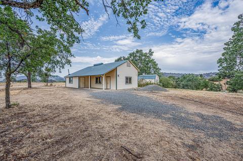49940 Whitaker Forest Rd, Badger, CA 93603 photo 1