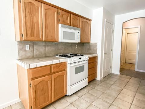 2501 E Mary Ave, Visalia, CA 93292 photo 12