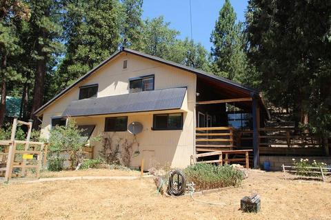 674 Loop Dr, Springville, CA 93265 photo 1