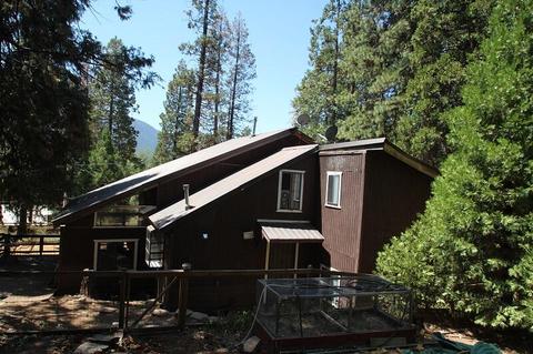 674 Loop Dr, Springville, CA 93265 photo 4