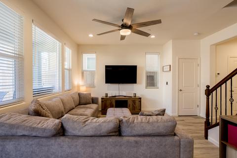 841 Lassen Ln W, Madera, CA 93636 photo 6