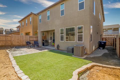 841 Lassen Ln W, Madera, CA 93636 photo 24