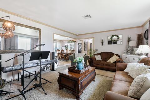 2912 E Laurel Ave, Visalia, CA 93292 photo 7