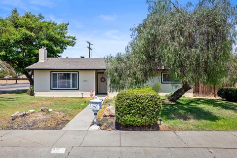 2912 E Laurel Ave, Visalia, CA 93292 photo 1