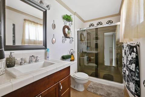 2912 E Laurel Ave, Visalia, CA 93292 photo 19