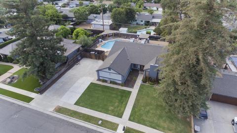 442 E Chevy Chase Dr, Tulare, CA 93274 photo 8