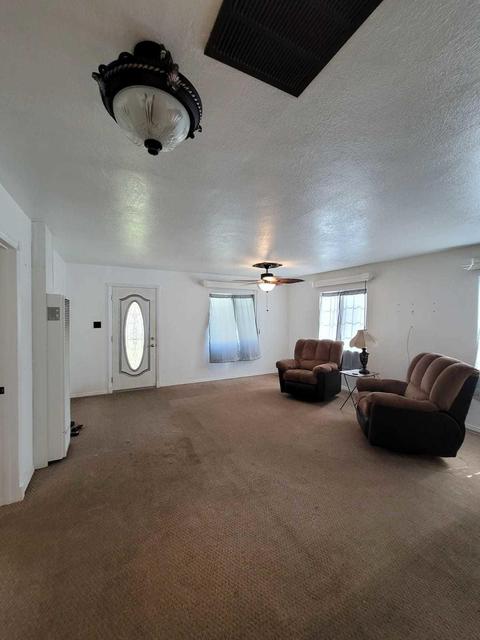 715 E Laurel Ave, Visalia, CA 93292 photo 8